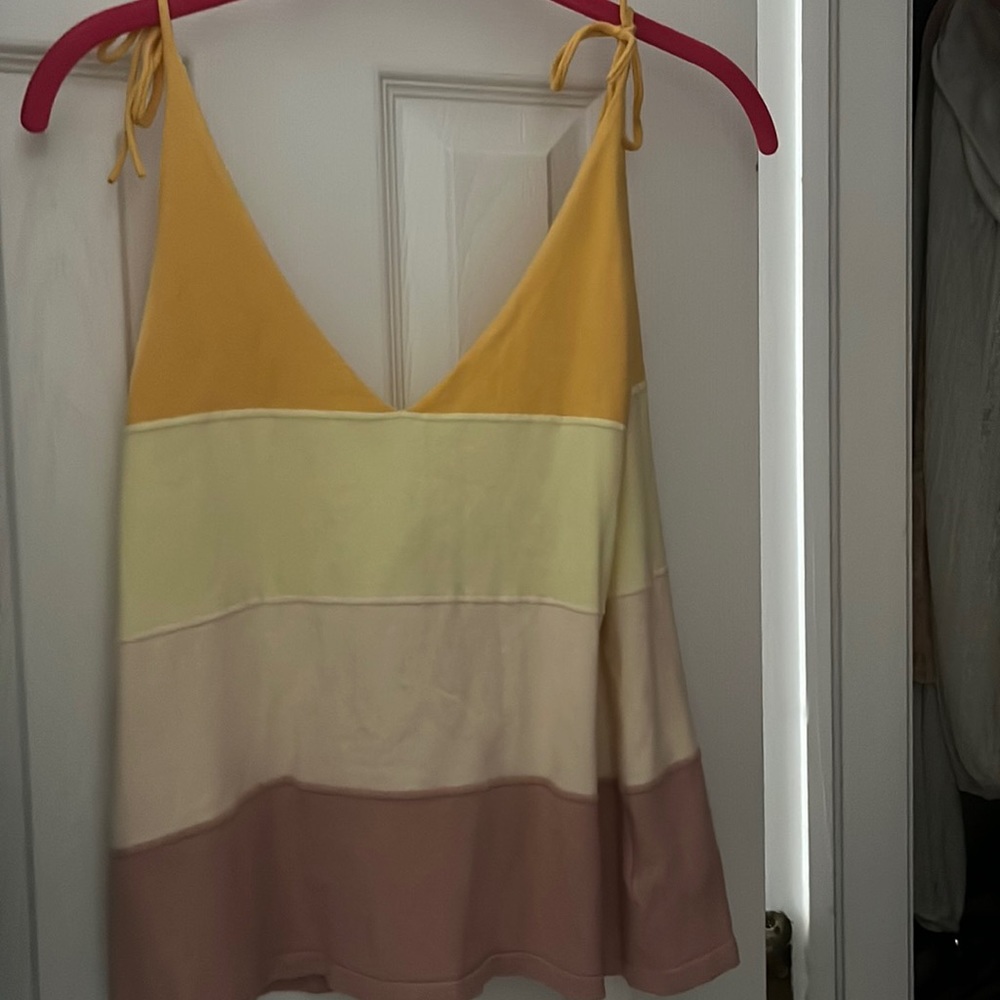 Infinity top